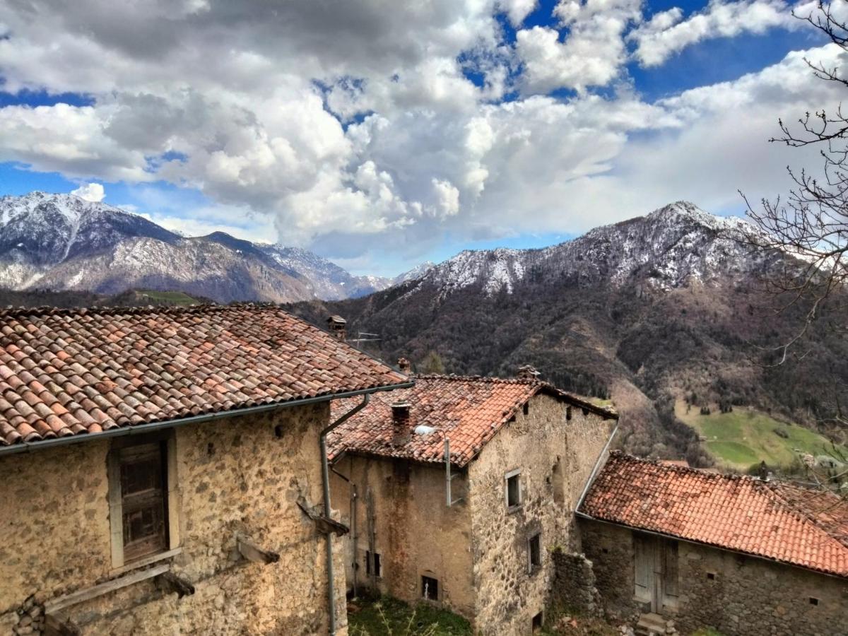 Dossena Dimora Storica Al Lac Conte Tomaselli Villa Madonna della Costa Bagian luar foto