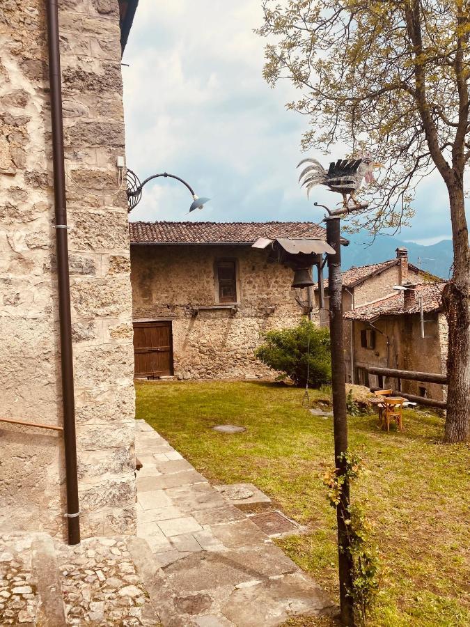 Dossena Dimora Storica Al Lac Conte Tomaselli Villa Madonna della Costa Bagian luar foto